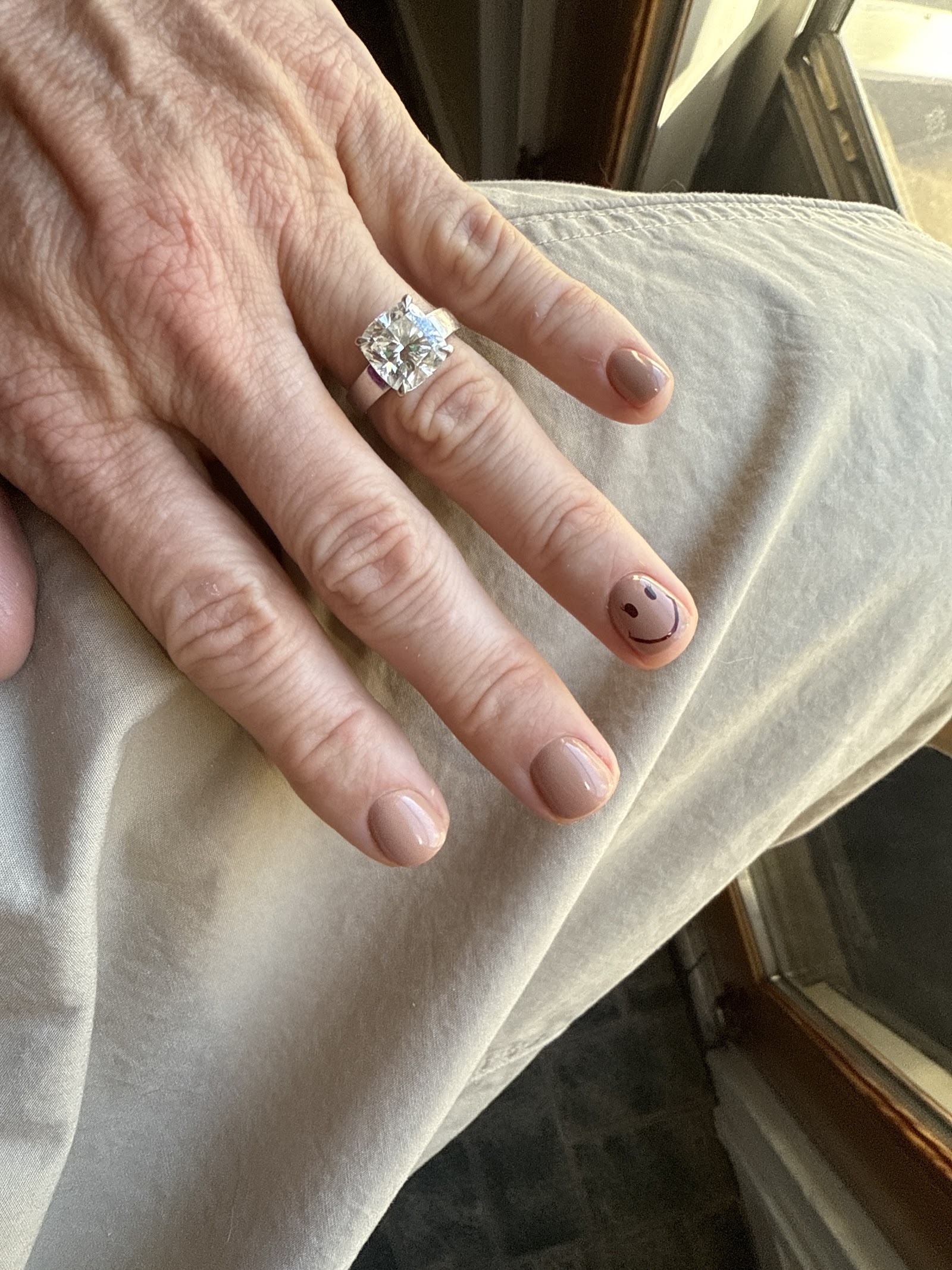 Prizm Handz nail photo 1