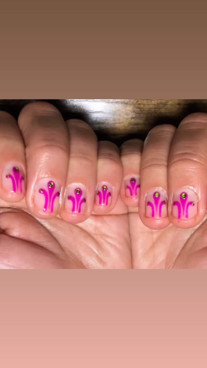 Prizm Handz nail photo 2
